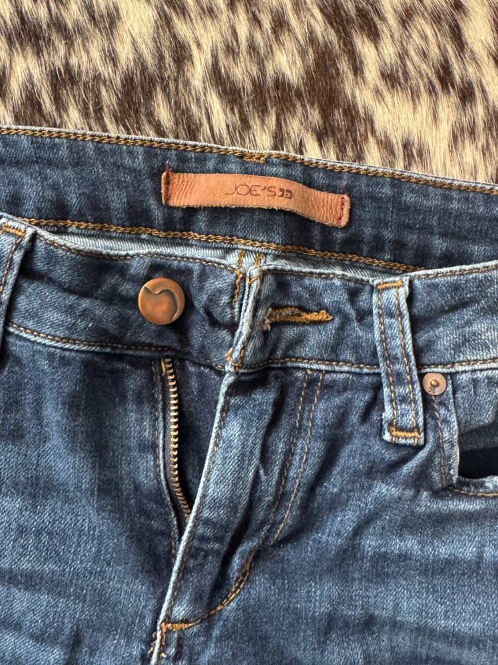 Joe's Jeans Flawless Icon Skinny Ankle Distressed Denim 24 - Picture 5 of 9